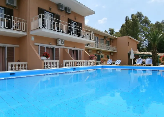 River Studios & Apartments
